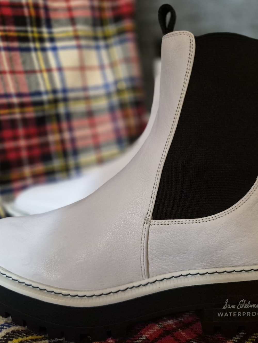 Sam Edelman White Leather Chelsea Lug Boot with Black Elastic